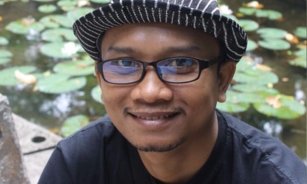 23 Tweets | Buku Pertamaku – Joko Gesang Santoso | Yogyakarta